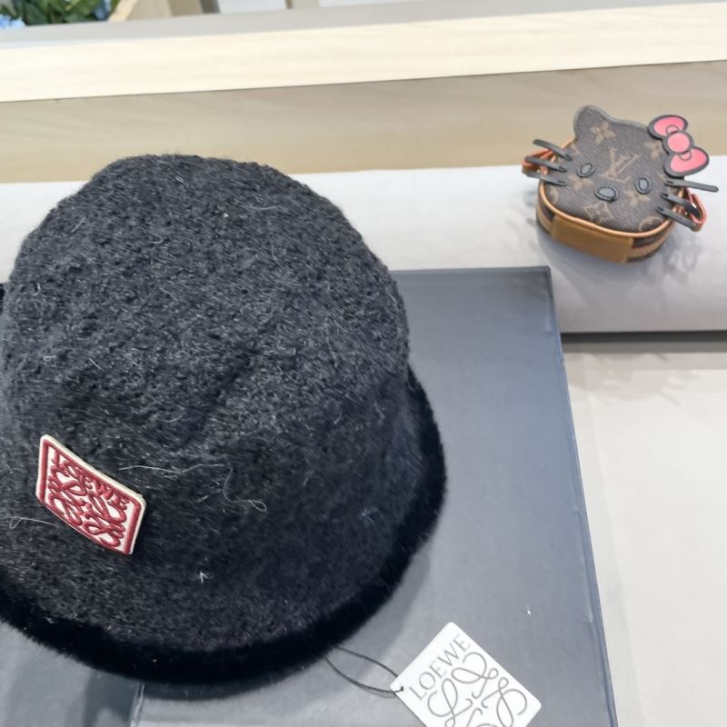 Loewe Caps